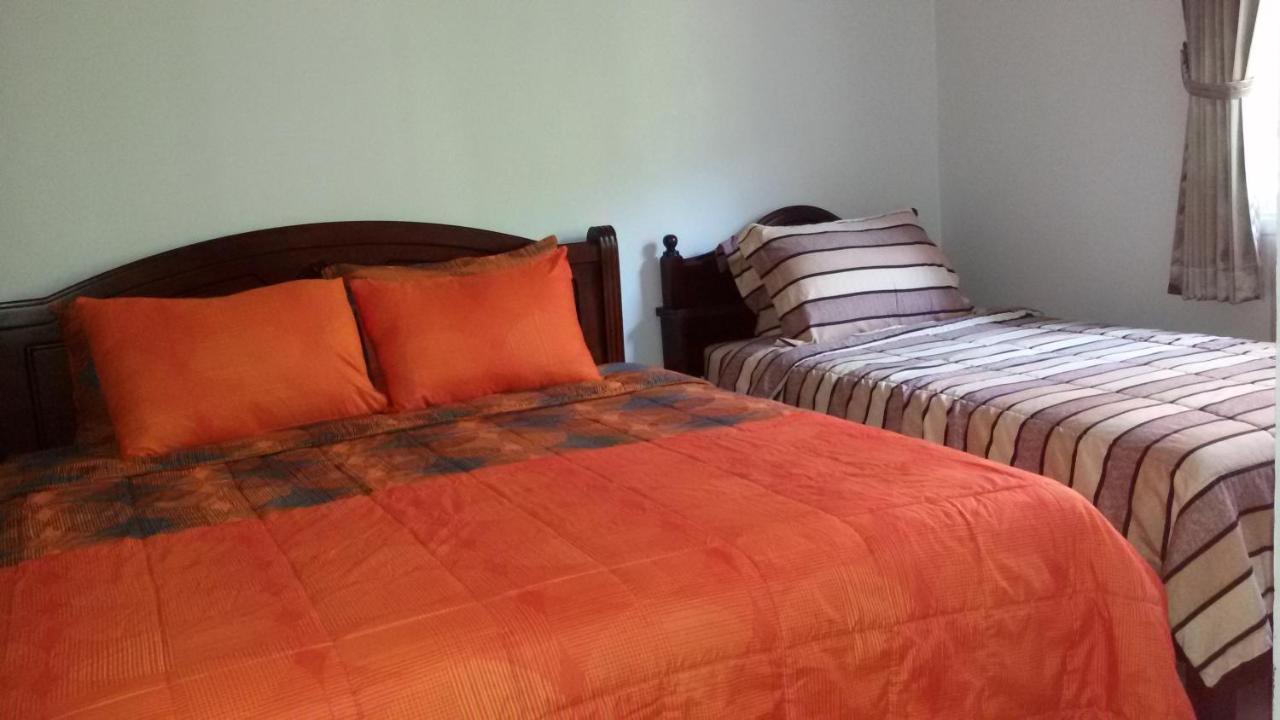 Holiday home Peony Villa, 3 Bedroom Beachfront Pool
